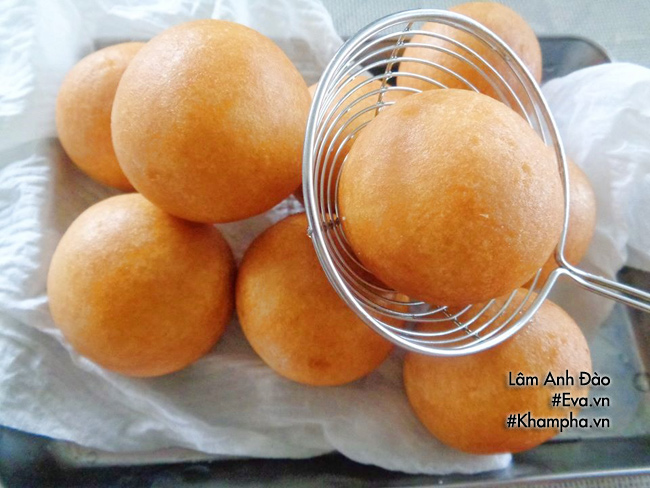 cach lam banh ran nhan dau xanh vo gion rat ngon cho ngay mat troi - 9
