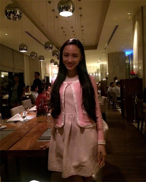 sau 2 thang tai ngoai, nhan sac hoa hau phuong nga da ruc ro tro lai - 10
