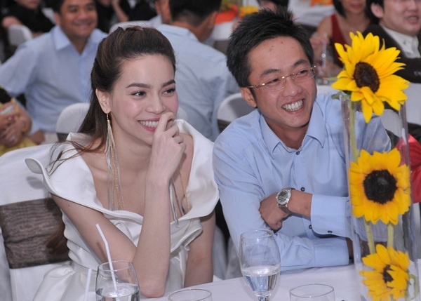 Hồ Ngọc Hà và Cường Đô la.