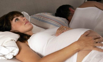 Ngày đưa mình về lại nhà đẻ, mẹ chồng nghẹn ngào nói lời xin lỗi khiến mình cũng cay sống mũi