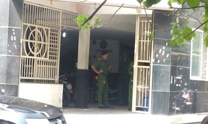 Người dân vây bắt nóng hung thủ giết người