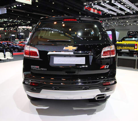 Chevrolet Trailblazer Z71 đặc biệt có giá 1,024 tỷ đồng - 4