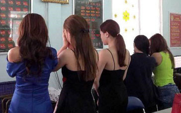 Duong sa nga cua hoa khoi moi gioi ban dam nghin do hinh anh 1