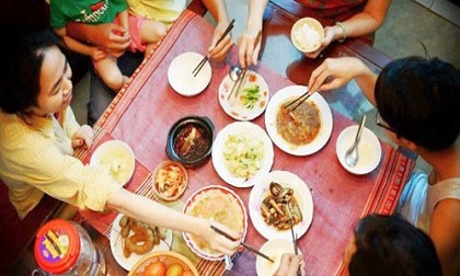 Mắc ung thư dạ dày vì những thói quen 'tưởng bình thường'