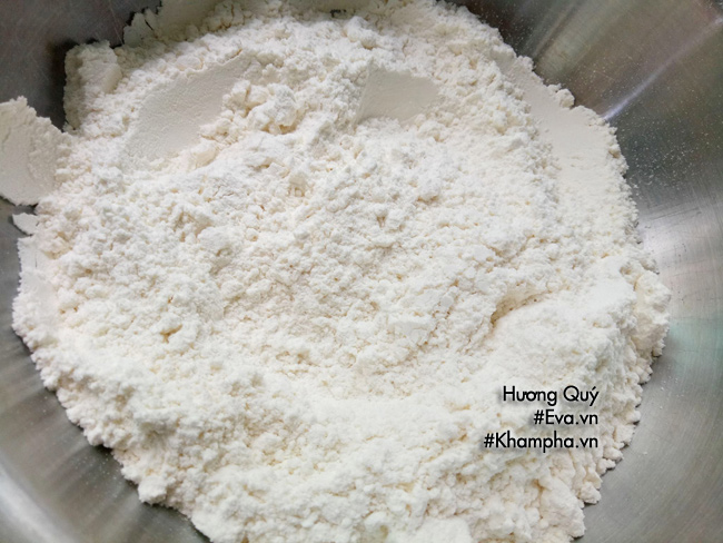 sang nghi le vao bep lam ngay banh bao chay vi tra xanh thom lung mat mat - 2