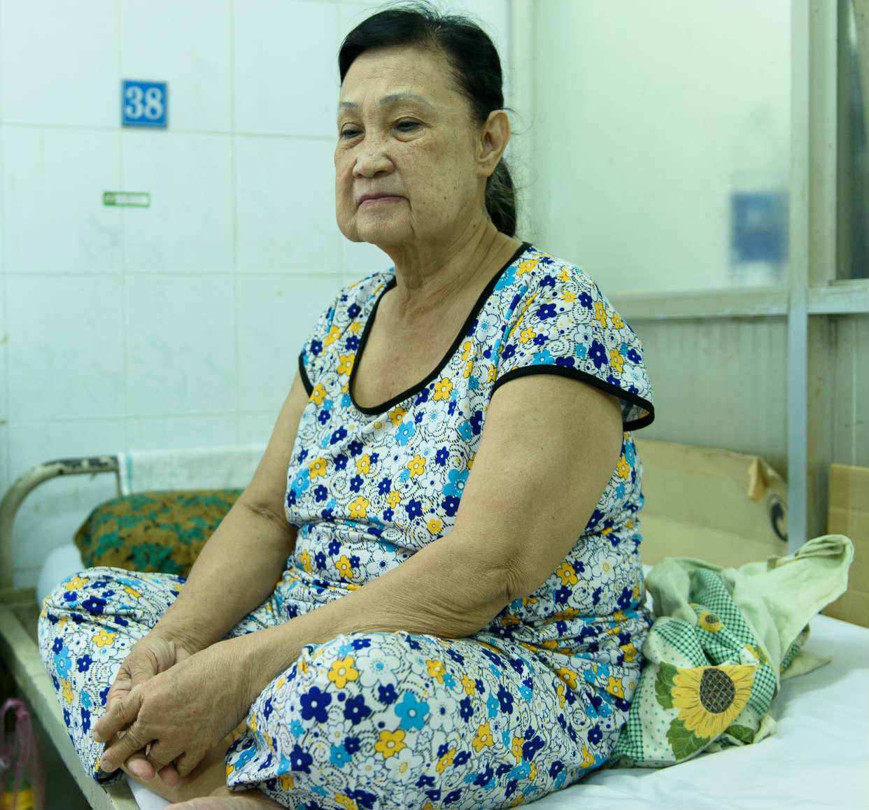 Không có nổi 1 triệu đồng đóng viện phí, diễn viên cải lương phải vay nóng hình ảnh 1 khong co noi 1 trieu dong dong vien phi, dien vien cai luong phai vay nong hinh anh 1