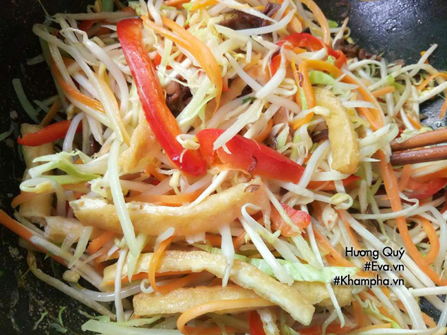 cach lam nem chay cho mam com cung ram thang 7 - 4