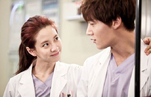 cai ket bat ngo cua nam bac si tre viet tam thu khi thay nguoi thuong ben chang trai khac - 5