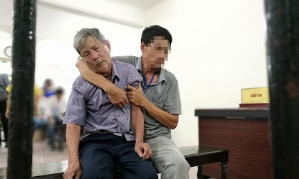 Xâm hại bé gái 3 tuổi, ông lão U80 trả giá đắt