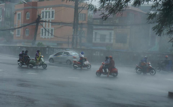 bao so 9 bat ngo suy yeu thanh ap thap nhiet doi, bac bo tiep tuc co mua dong - 1