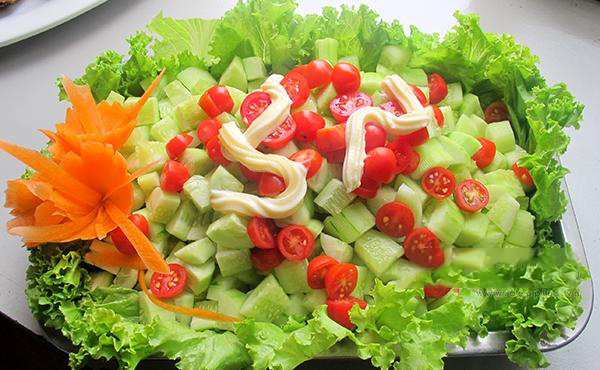 Sức khỏe - 6 cách ăn cà chua có hại cho sức khỏe cần tránh