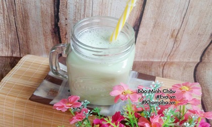 Cách làm sữa đậu nành lá dứa thơm lừng bổ dưỡng cho bữa sáng