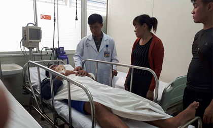 Một chiến sĩ PCCC trong vụ sập nhà Bình Tân bị gãy cột sống