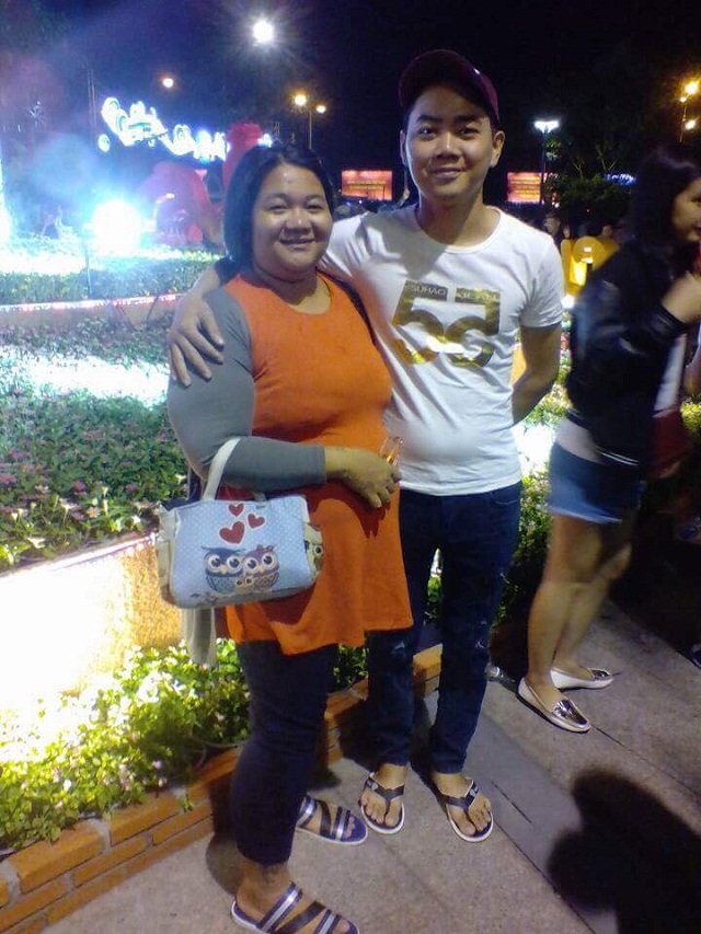 bi treu choc nhin nhu me-con nhung chuyen tinh cua cap doi nay chac chan khien ban 