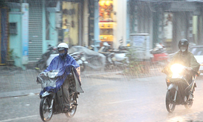 Thời tiết hôm nay (10.9): Cảnh báo mưa dông diện rộng ở miền Bắc