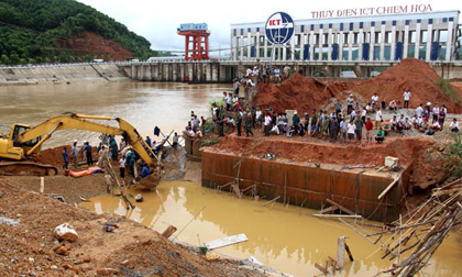 Tìm thấy thi thể 3 công nhân vụ sập cầu sau hai ngày