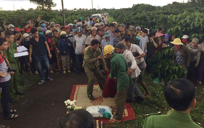 Uan khuc trong vu chong sat hai vo bang hang chuc nhat dao hinh anh 1