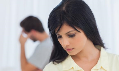 Lấy chồng kém tuổi, em thật muốn phát điên vì những chiêu trò của anh