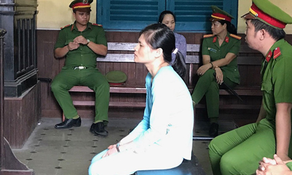 Người đàn bà giết bạn tình đồng tính khăng khăng chối tội trước tòa