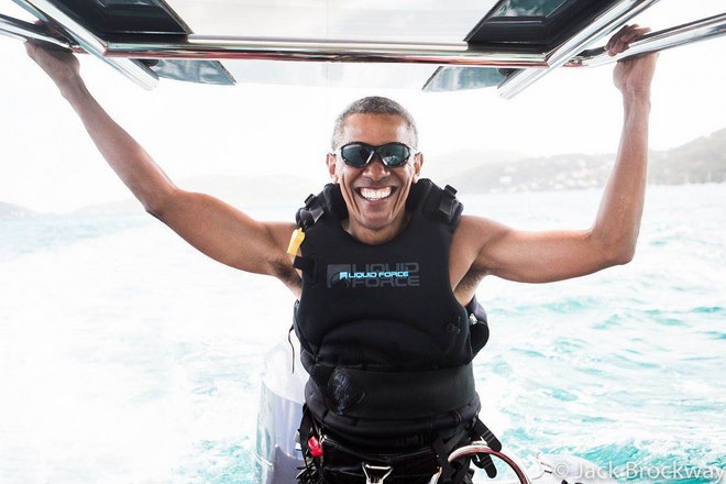 Obama nghỉ hưu vẫn tiêu hàng trăm tỉ của chính phủ Mỹ - 2
