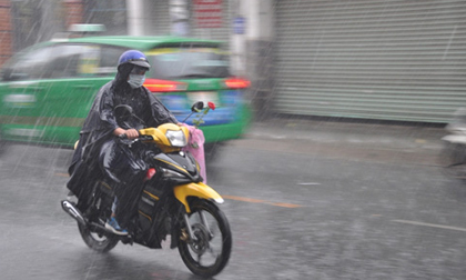 Thời tiết hôm nay (17.9): Hoàn lưu sau bão số 10, từ Thanh Hóa trở ra miền Bắc mưa như trút, lũ trên các sông lên nhanh