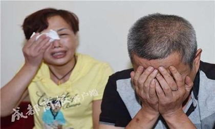 35 năm sau ngày nhận tin con tử vong, cặp vợ chồng bàng hoàng phát hiện chân tướng vụ