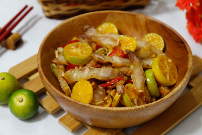 Công thức làm thịt ba chỉ lắc quất, món ăn đang khiến chị em 