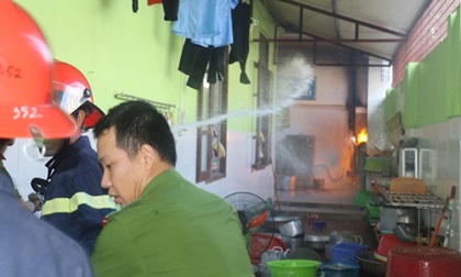Cháy trường mầm non, hàng trăm học sinh di tản