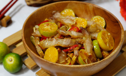 Công thức làm thịt ba chỉ lắc quất, món ăn đang khiến chị em 'phát cuồng'