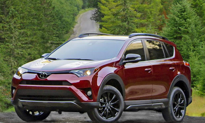 Toyota RAV4 Adventure có giá từ 652 triệu đồng