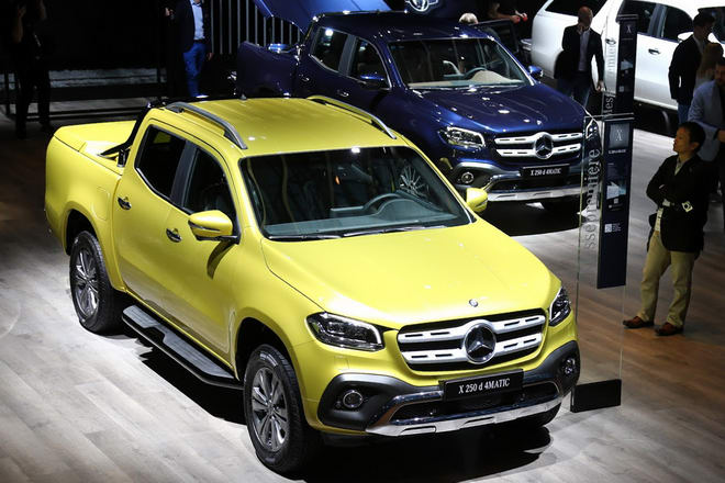 Mercedes X-Class được bán với giá từ 978 triệu đồng - 1