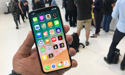 iPhone X: Người Mỹ thì thờ ơ, người Việt lại hào hứng đợi chờ