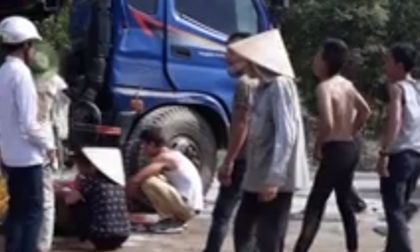 Cô gái tử vong vì ngăn cản thi công đường, 5 ngày sau, người nhà đánh vỡ đầu Chủ tịch xã