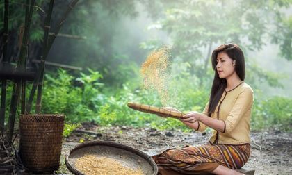 Chồng thường xuyên đánh vợ, bố vợ cao tay dùng một cách, chàng rể chừa hẳn thói xấu!