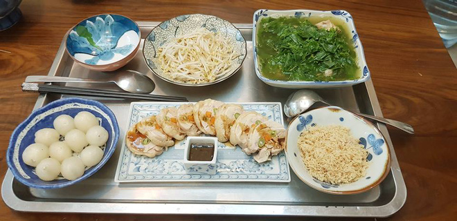 Bà mẹ chồng quốc dân ngày nấu đủ 3 bữa, mỗi bữa một thực đơn ngon lành đẹp mắt cho con dâu ở cữ - Ảnh 22. Bà mẹ chồng quốc dân ngày nấu đủ 3 bữa, mỗi bữa một thực đơn ngon lành đẹp mắt cho con dâu ở cữ - Ảnh 22.