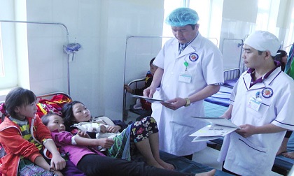 73 học sinh ở Lào Cai nghi ngộ độc thực phẩm
