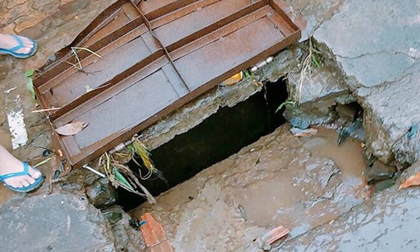 Đi học về, hai nữ sinh lớp 11 bị nước cuốn trôi xuống miệng cống