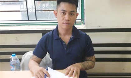 Lời khai của tên trộm tươi cười chụp ảnh rồi chạy đi như một cơn gió