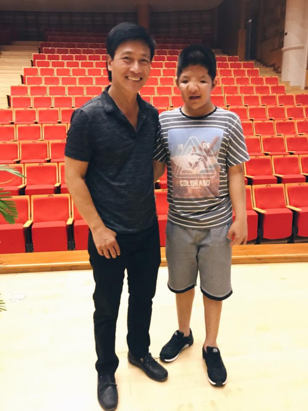 day chinh la 4 'ong bo, ba me quoc dan' showbiz viet chien dau den cung khi con mac benh - 5
