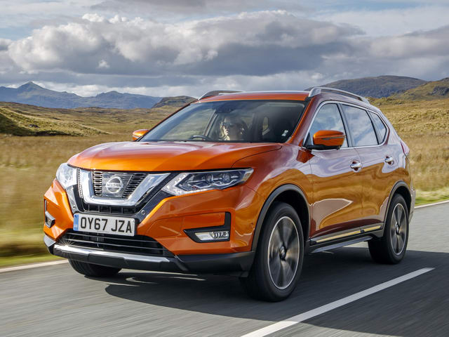 Nissan X-Trail 2018 có giá từ 717 triệu đồng - 1