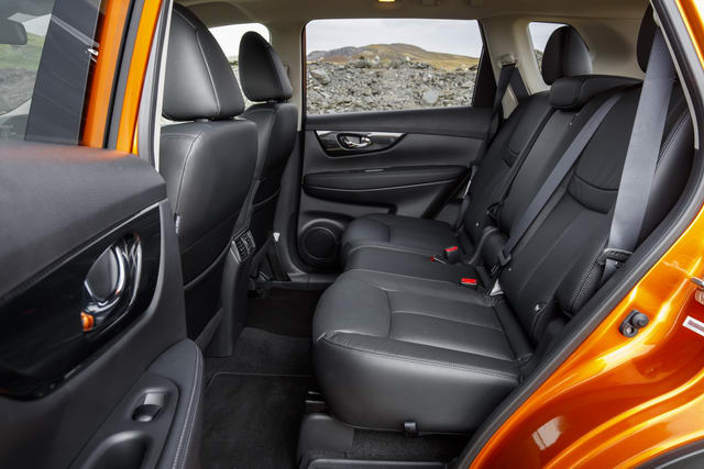 Nissan X-Trail 2018 có giá từ 717 triệu đồng - 3