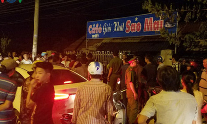 Vợ đâm chết chồng trong quán cà phê
