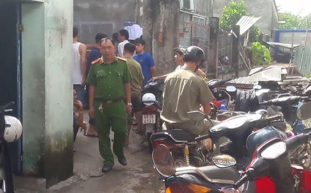 Gọi chồng dậy đi làm thì phát hiện cơ thể tím tái dưới nền nhà, vợ la hét cầu cứu - Ảnh 1. Gọi chồng dậy đi làm thì phát hiện cơ thể tím tái dưới nền nhà, vợ la hét cầu cứu - Ảnh 1.