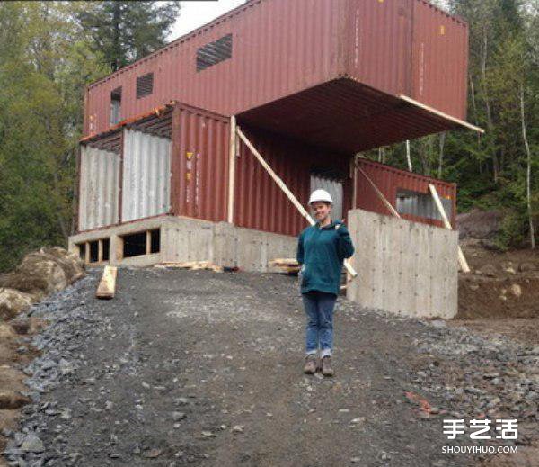 Biệt thự đẹp như mơ được cải tạo từ... thùng container - 1