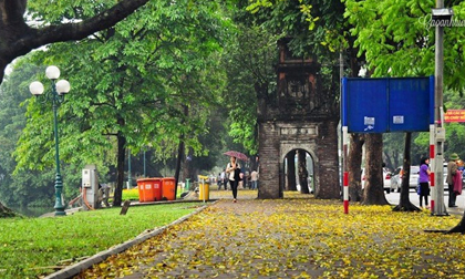 Thời tiết hôm nay (1.10): Bắc Bộ 'chuyển mình' sang thu, ba miền đất nước đều có mưa rào nhẹ