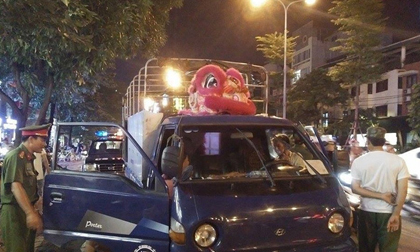 Hà Nội: Đang lái xe giữa phố, người đàn ông bất ngờ gục chết trên vô lăng