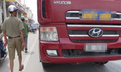 Thương tâm: Cha tử vong trên đường từ nhà con gái về