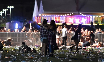 Cha nghi phạm xả súng ở Las Vegas từng bị FBI truy nã gắt gao