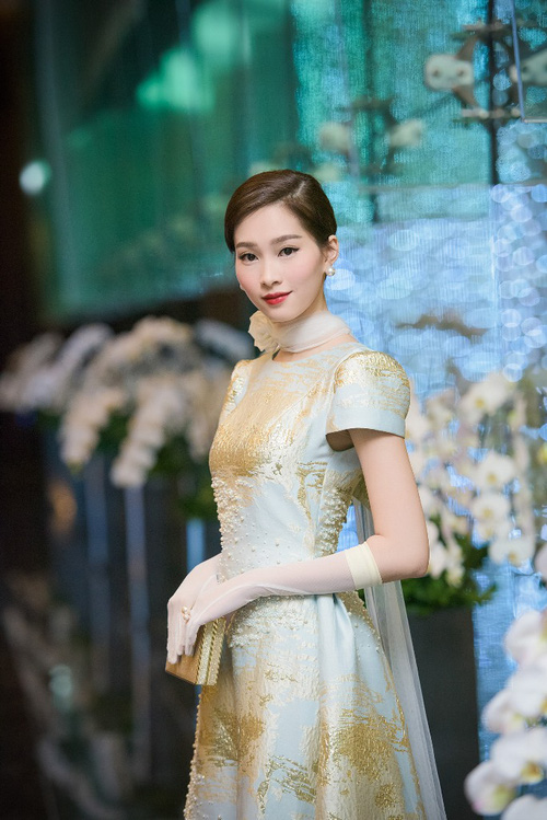 Khối tài sản của Hoa hậu Thu Thảo và đại gia Trung Tín sau khi về chung một nhà sẽ khủng tới cỡ nào? - Ảnh 2. Khối tài sản của Hoa hậu Thu Thảo và đại gia Trung Tín sau khi về chung một nhà sẽ khủng tới cỡ nào? - Ảnh 2.