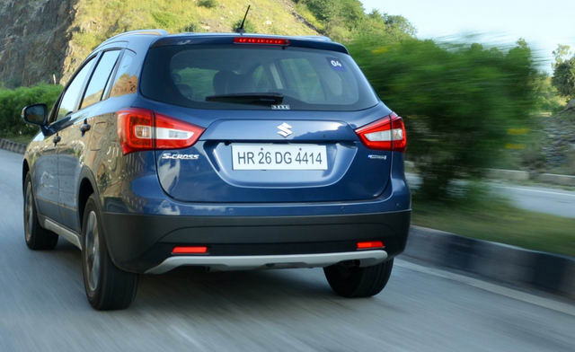 suzuki s-cross 2017: suv gia re chi 295 trieu dong hinh anh 2